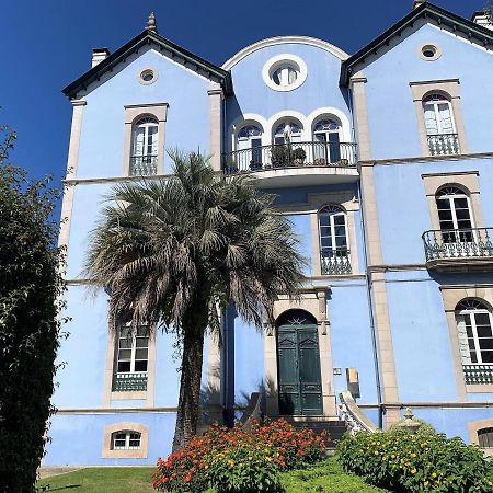 Apartamento Duplex Planta Baja Con Aparcamiento Gratuito En Palacio De Mijares Daire Llanes Dış mekan fotoğraf
