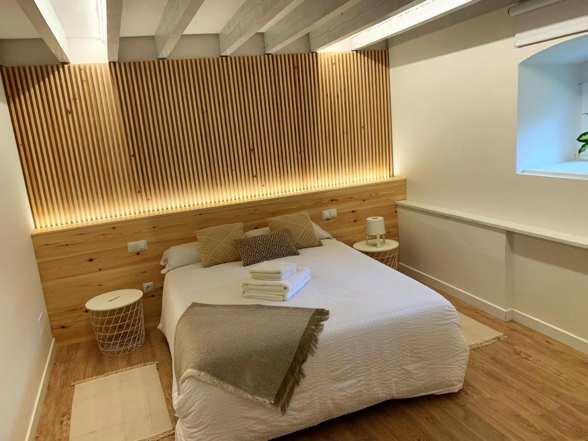 Apartamento Duplex Planta Baja Con Aparcamiento Gratuito En Palacio De Mijares Daire Llanes Dış mekan fotoğraf